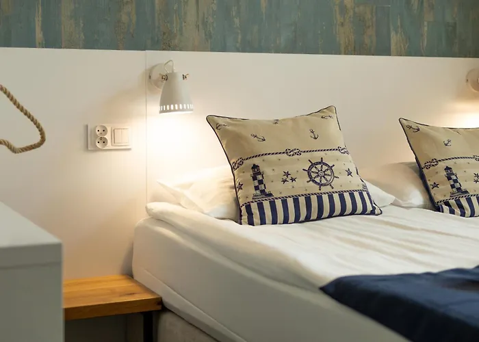 Bed & Breakfast Seaside - Butikowe Przy Plazy 3*