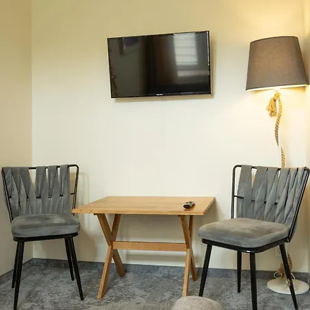 Seaside - Butikowe Przy Plazy 住宿加早餐酒店 3*