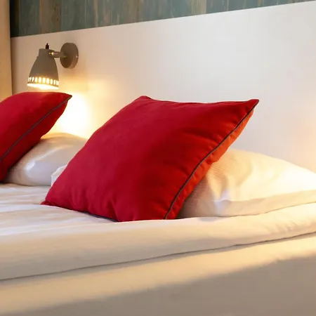 Seaside - Butikowe Przy Plazy 3* 索波特